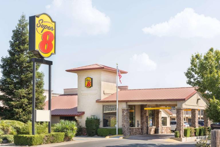 Super 8 By Wyndham Corning in Corning, CA
