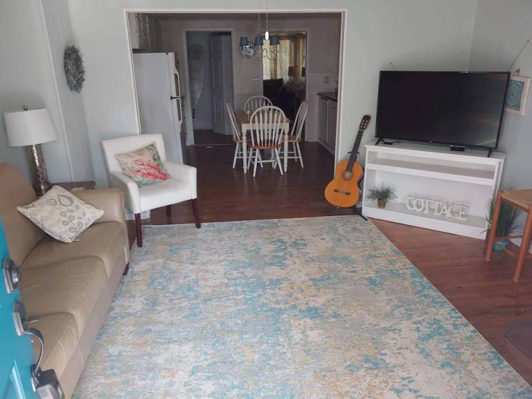 House  Oak Island