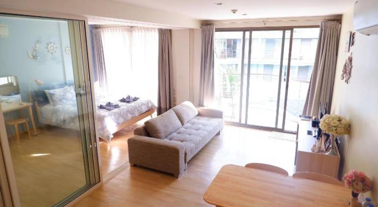 Nice rental apartment with hot tub, pool & garden | Close to the beach | Good for workation | Pets are welcome — photo 2