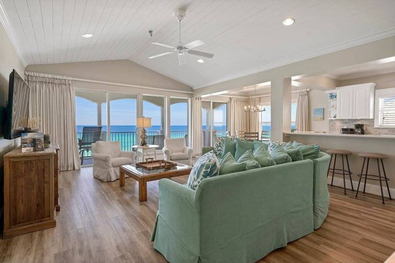 Condo Seaside