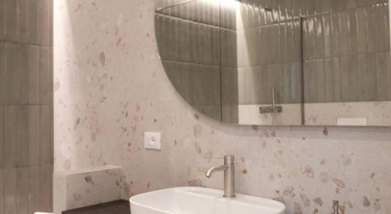 Serviced apartment with patio | Perfect for remote work — photo 2