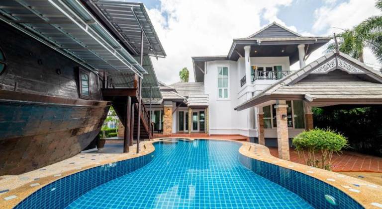 Royal Boat Pool Villa-Pattaya’s Hidden Gem — photo 3