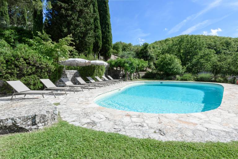 Child-friendly villa with garden, private pool & BBQ | Pets allowed — photo 3
