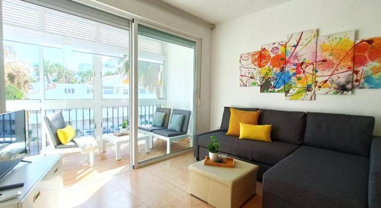 Holiday apartment with pool | Close to the beach | Pets are welcome in Roquetas de Mar
