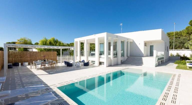 Spacious villa with pool | Pet-friendly in Melissa