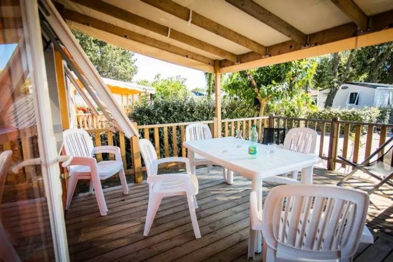 Chadotel Catalan Gardens - Mobile home Caraïbes with air conditioning 2 bedrooms 6 people — photo 3