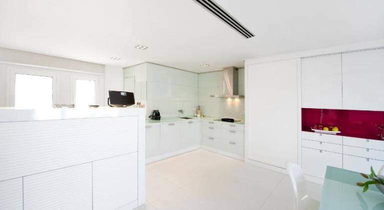 Family-friendly rental apartment with terrace | Near Plaça de Catalunya | Pets allowed — photo 3