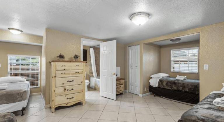 House with 2 rooms for 12 persons — photo 2
