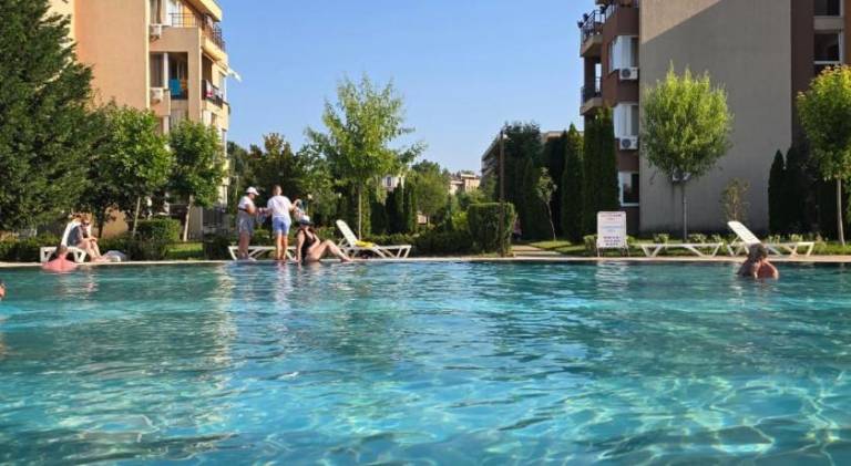 Rental apartment with pool — photo 3