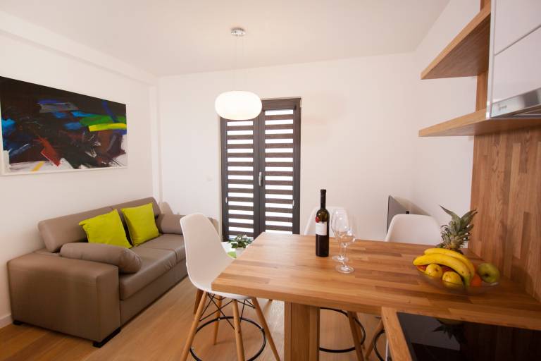 Rental apartment with terrace — photo 3