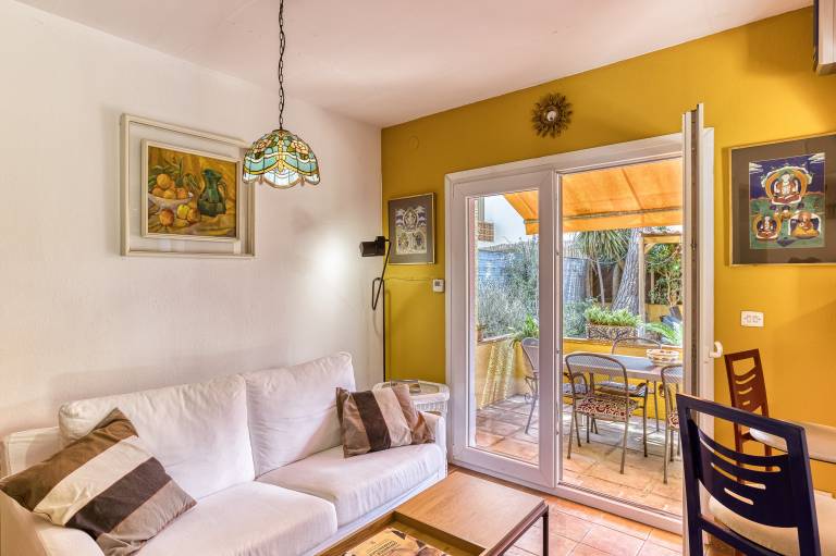 Holiday Home "Casa en urb Cala Montgó" with Private Terrace & Wi-Fi — photo 4