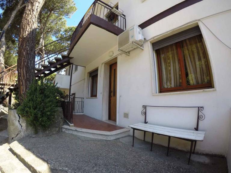 Nice rental apartment with terrace | Next to the beach | Pets allowed — photo 3
