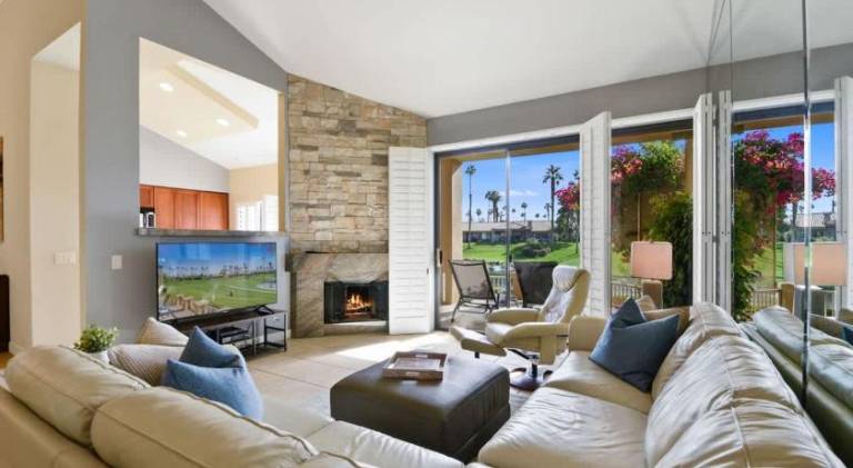 House with hot tub & pool | Dogs allowed in Palm Desert, CA