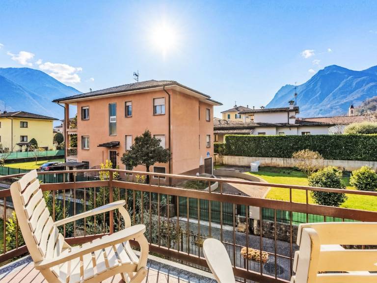 Ferienwohnung in Carlazzo für max. 4 Personen Ferienwohnung in Carlazzo für max. 4 Personen