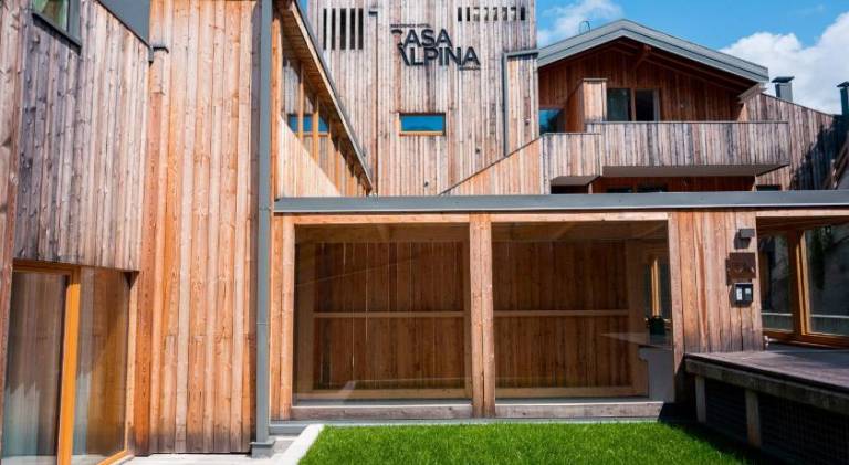 Serviced apartment with terrace & yard in Folgaria