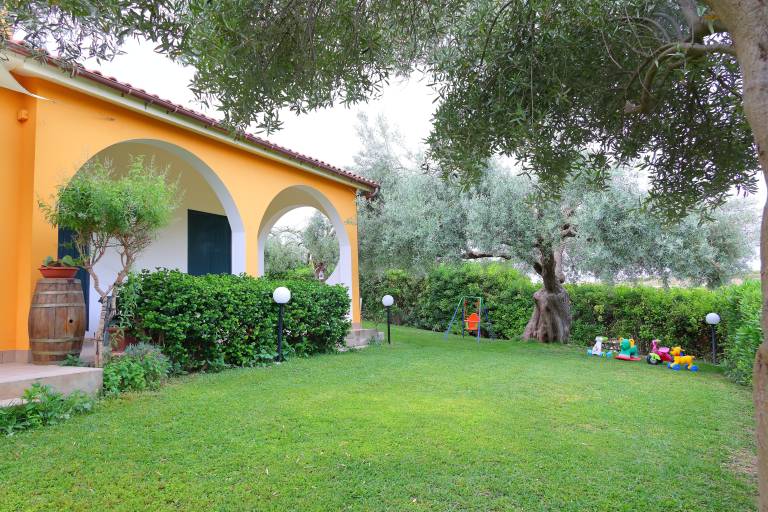 Holiday Home 'Ciumara East' with Private Terrace, Wi-Fi and Air Conditioning — photo 4