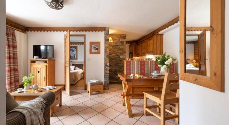 Serviced apartment with sauna & pool | Close to the ski | Pets are welcome — photo 2