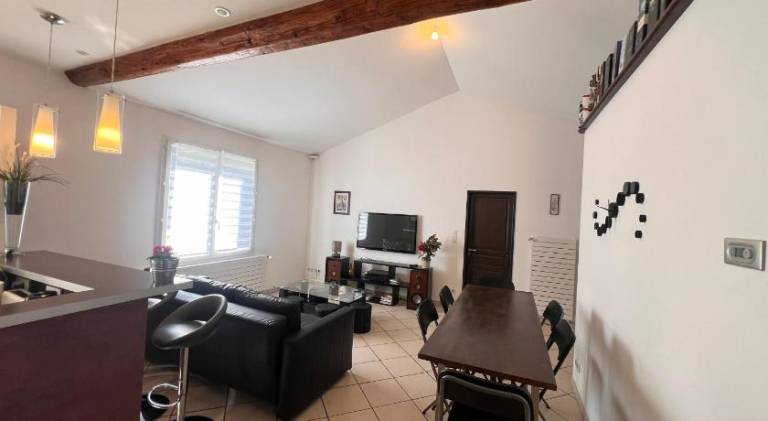 Fully equipped rental apartment with BBQ, patio & yard | Pets are welcome — photo 3
