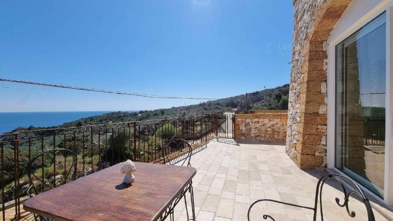 Charming vacation home with grill & terrace | Dogs allowed — photo 3