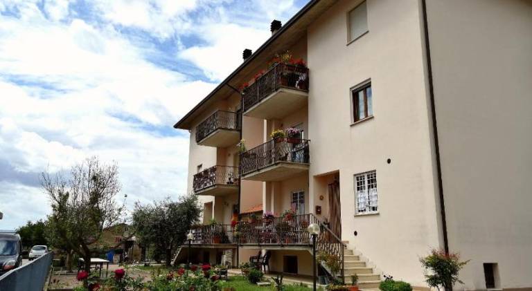 Holiday apartment with jacuzzi — photo 4
