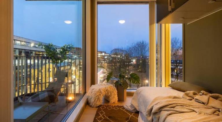 Modern Riverside Retreat Grunerløkka with Balcony — photo 5