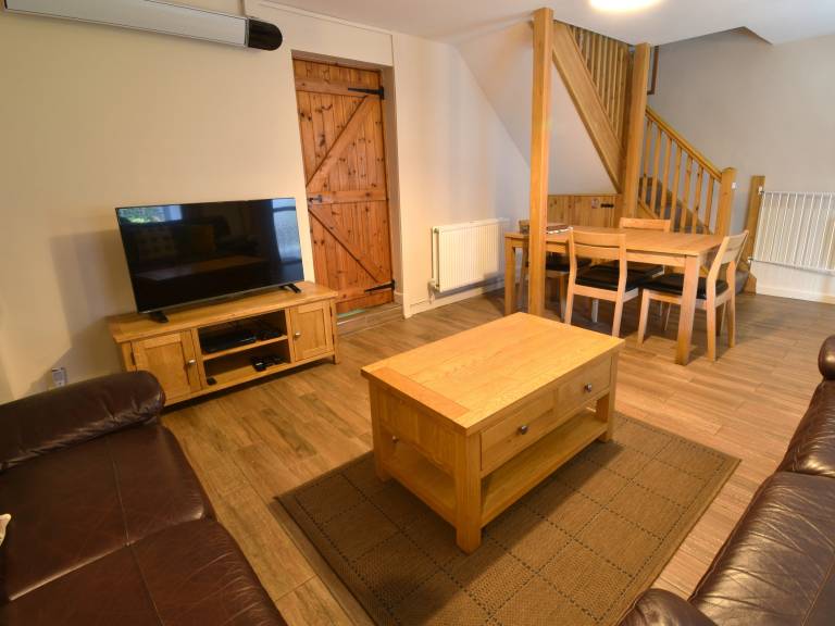 Children-friendly lovely cottage with yard | Pets allowed — photo 5
