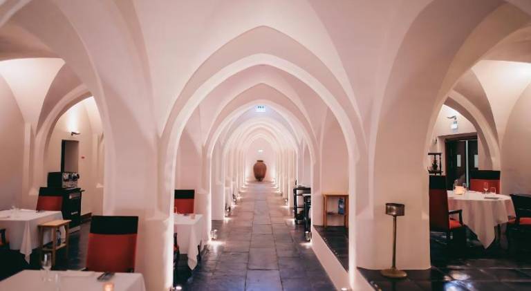 Convento do Espinheiro, Historic Hotel & Spa — photo 4