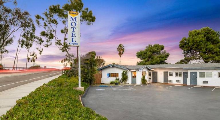 SCANDIA MOTEL — photo 3