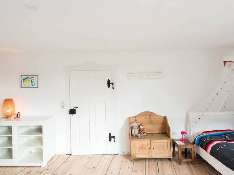 Family-friendly house with garden, terrace & BBQ | Suitable for remote work | Pets are welcome — photo 3