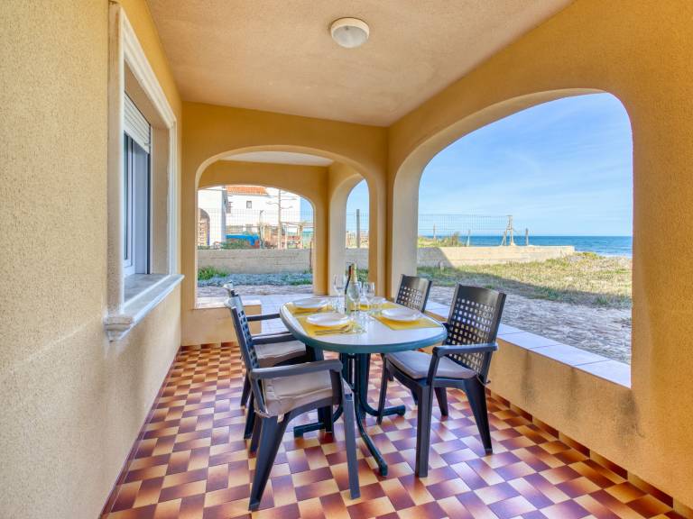 Vacation home with terrace, barbeque & garden | Sea view — photo 2