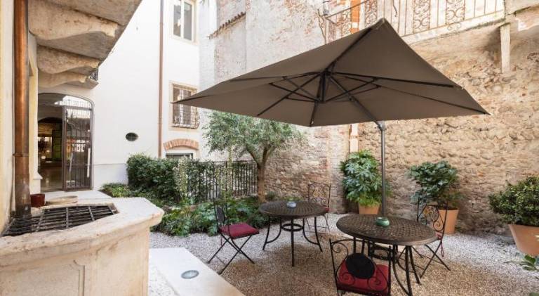 Lovely rental apartment with pool | Next to Juliet | Pets are welcome — photo 5