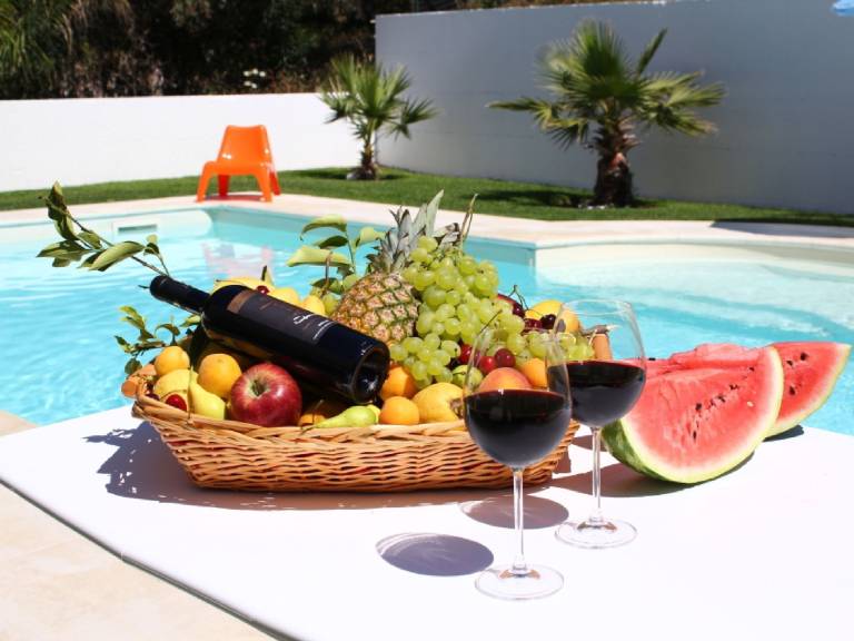Family-oriented pleasant vacation home with terrace, garden & barbeque | Nature view | Beach nearby | Pets allowed — photo 2