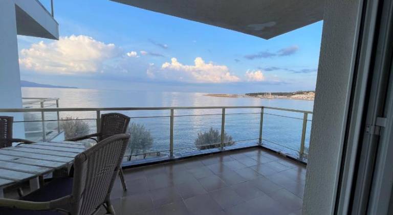 Apartment with pool in L'Escala