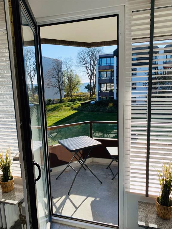 Rental apartment with yard & terrace | Garden view | Perfect for remote work — photo 5