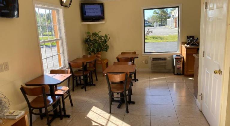 Deluxe Inn Hardeeville — photo 2