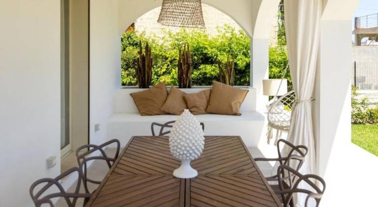 Villa | Next to the beach | Pets are welcome in Avola