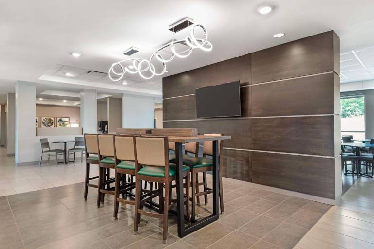 Best Western Plus Grand Rapids MN — photo 5