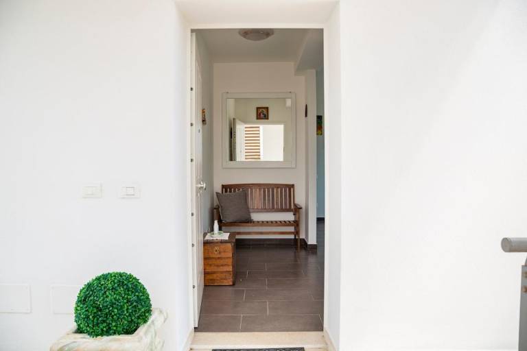 Lovely Tiresia Apartment — photo 5