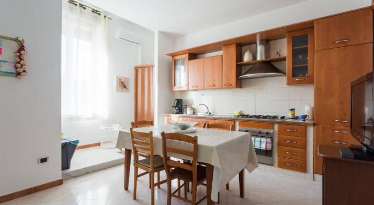 Apartment | Next to Piazza Dante | Good for workation — photo 3