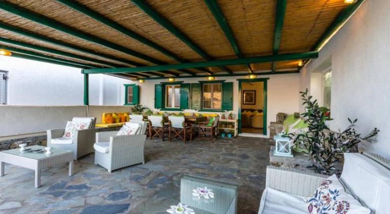 House with pool, yard & terrace — photo 4