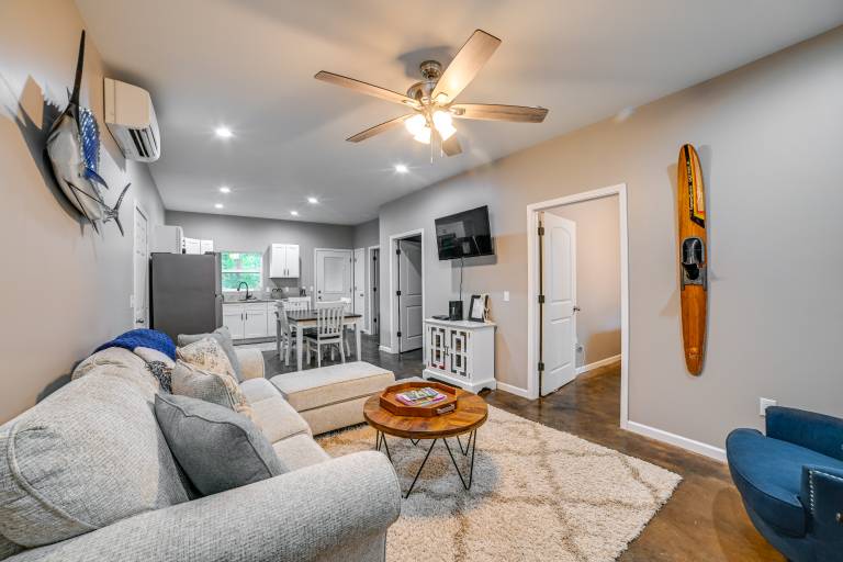 Pet-Friendly Murray Vacation Rental w/ Grill! — photo 4