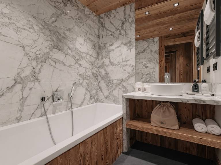 Luxury Escape on the Slopes - Up to 10 Guests — photo 5