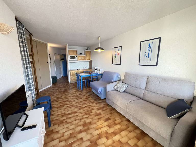 Studio cabin with pool, parking, washing machine, quiet area in Cap d'Agde — photo 2