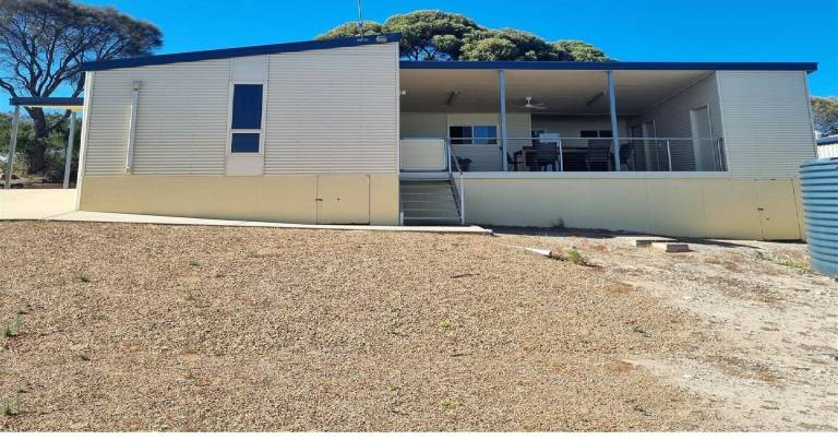 House  Coffin Bay