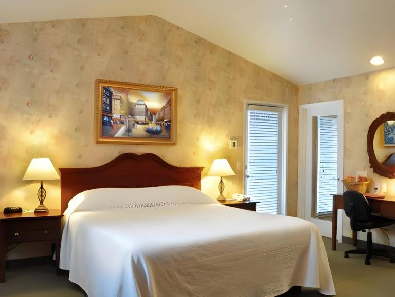 Grass Valley Courtyard Suites in Grass Valley, CA