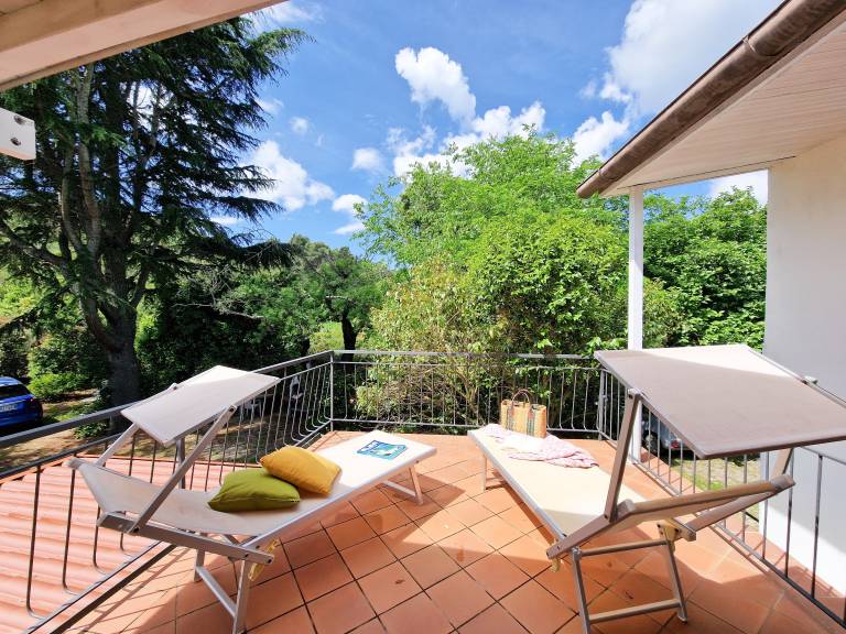 Children-friendly apartment with patio, BBQ & garden | Mountain view | Pet-friendly — photo 4