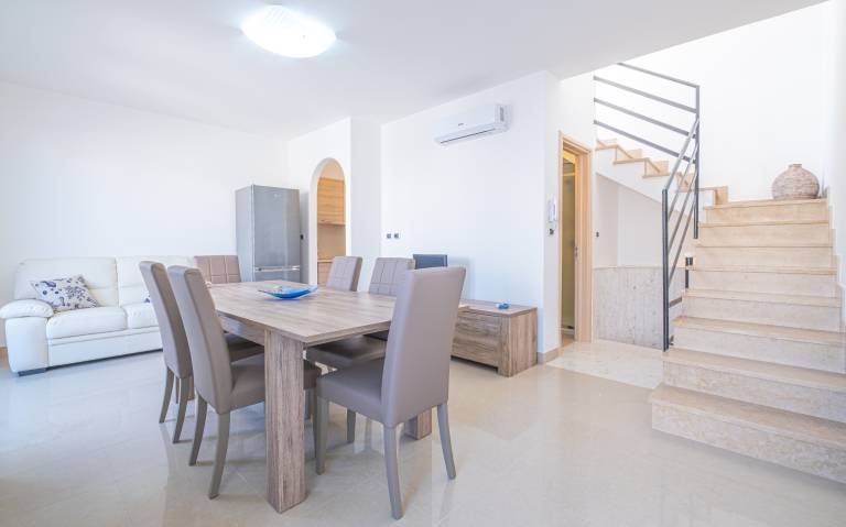 Child-friendly spacious villa with terrace | Sea view | Pets are welcome — photo 2