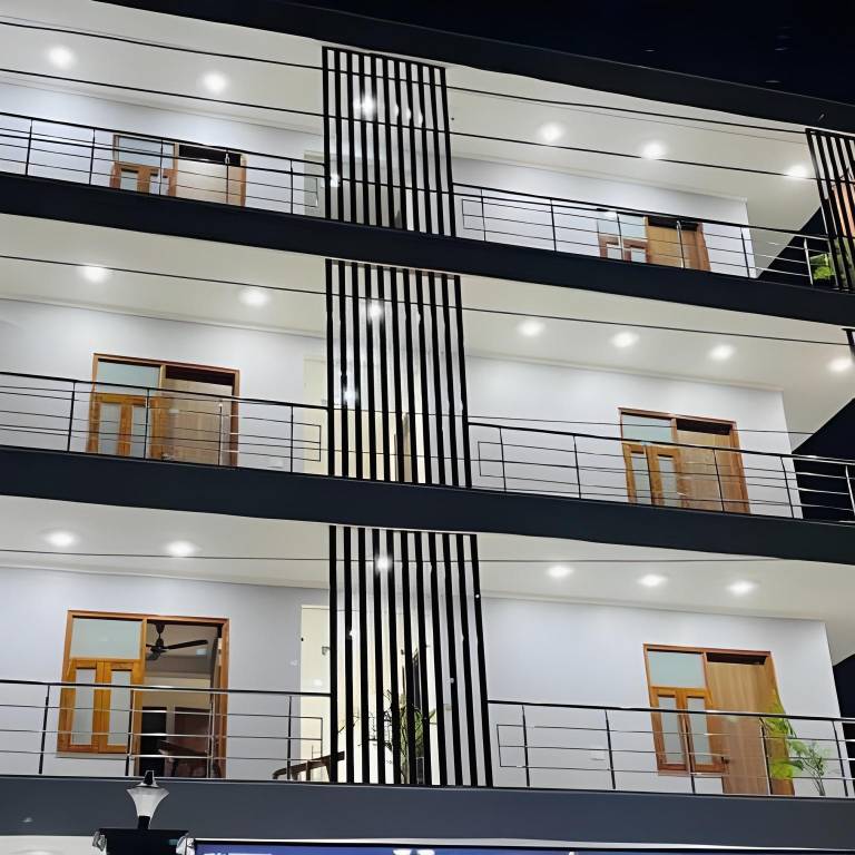 Hotel Anvi Residency Sector 122