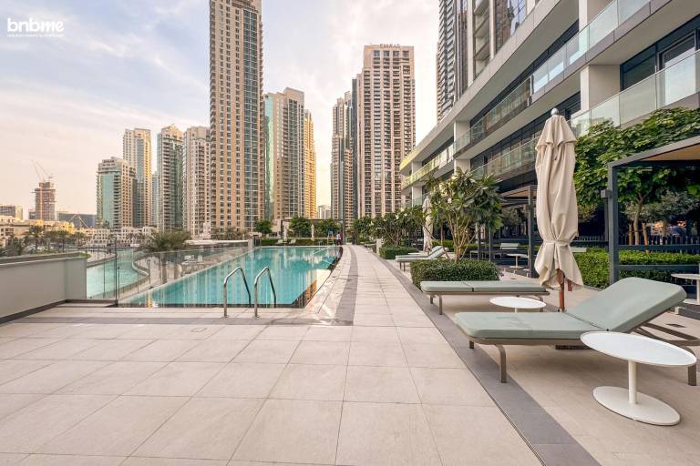 Fully equipped beautiful holiday apartment with barbecue, garden & pool | Next to Burj Khalifa | Pet-friendly — photo 4