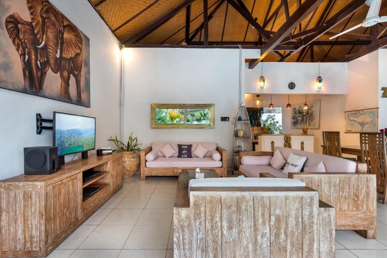 Villa with private pool, garden & terrace | Suitable for remote work — photo 5